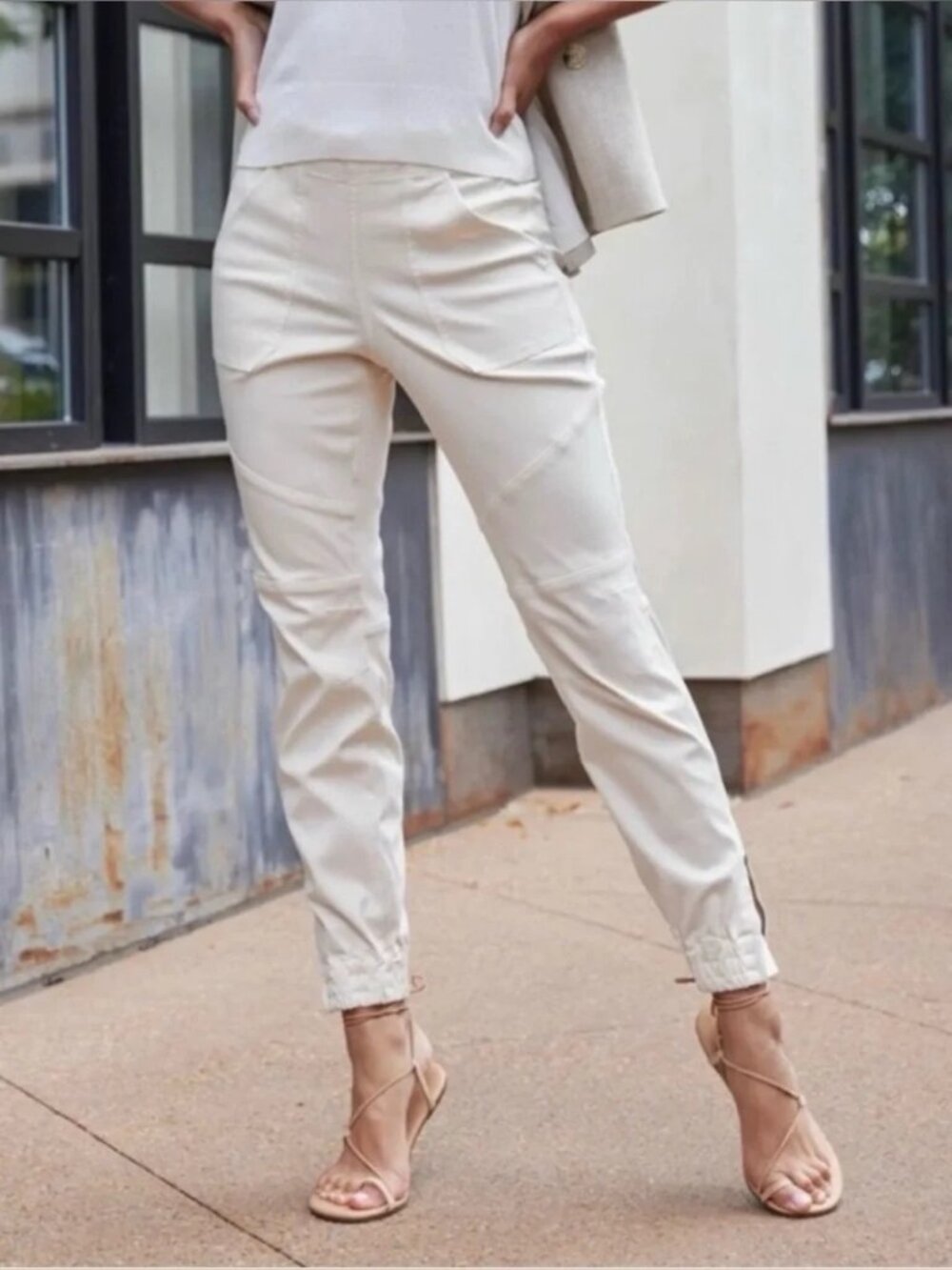 Spanx Stretch Twill Cargo Jogger Pants Cream Ankle Zip, M